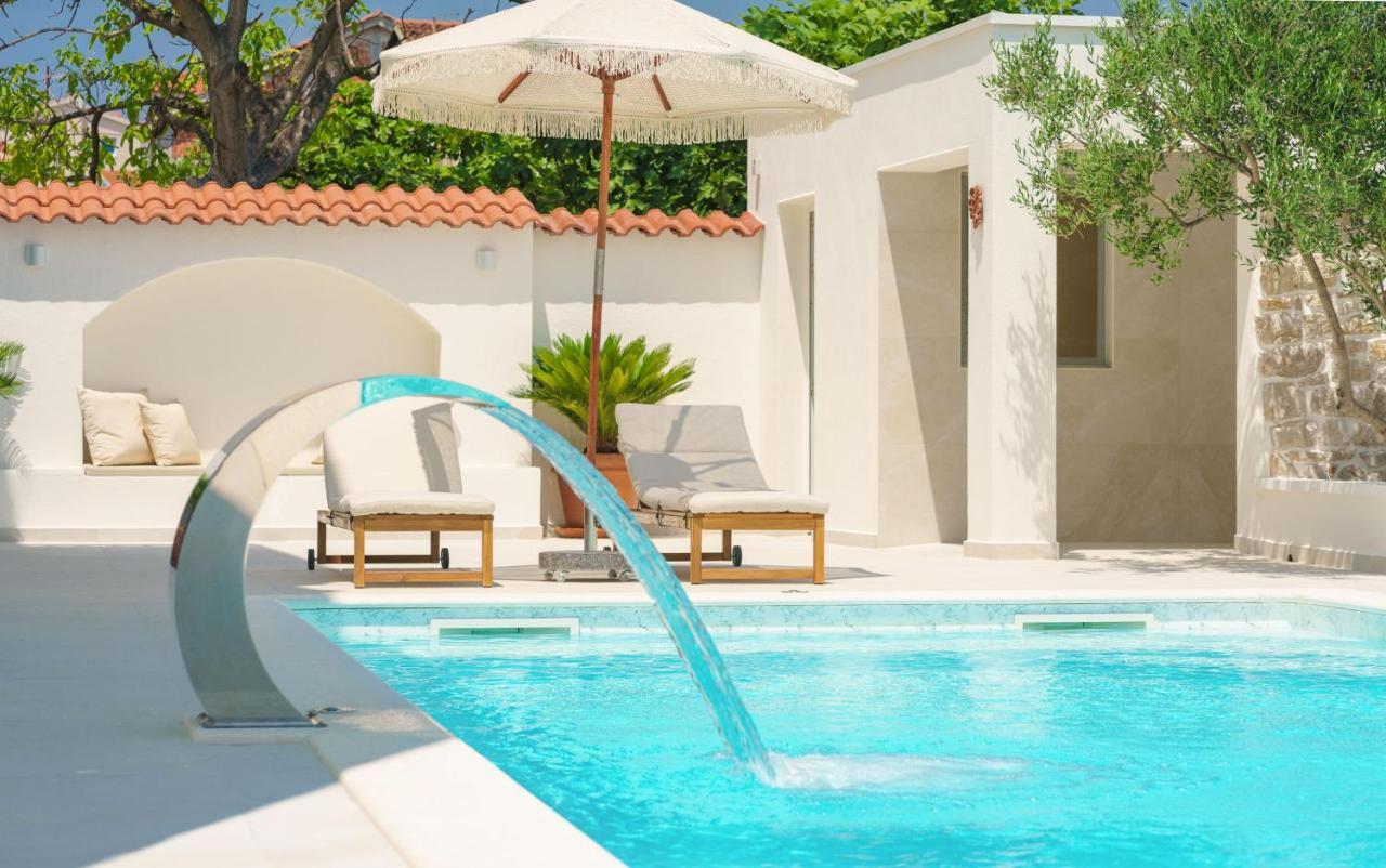 Villa Bianca Vodice Eksteriør bilde