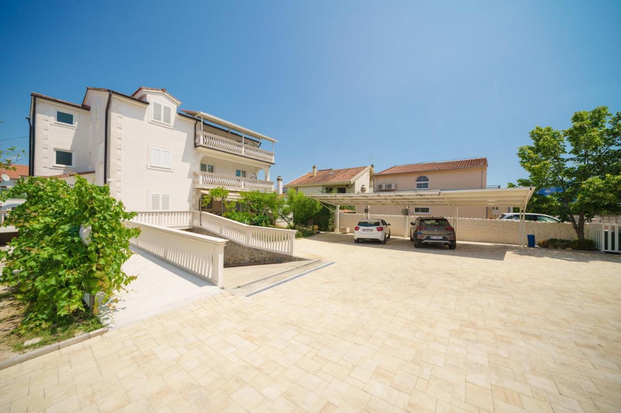 Villa Bianca Vodice Eksteriør bilde